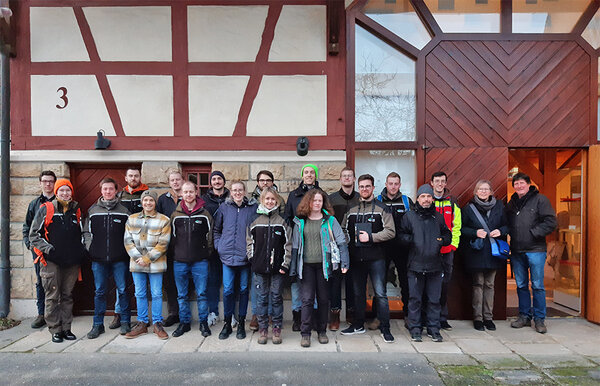 Gruppenfoto mit den Teilnehmern vor dem Schönbuchmuseum