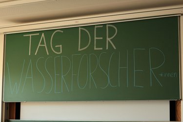 Tafelanschrieb: Tag der Forscherinnen