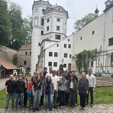 Gruppenfoto mit den Teilnehmern