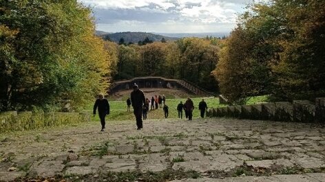 Abbildung 1: Blick auf die Thingstätte des Heiligenbergs