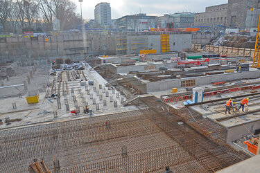 Stuttgart 21, Blick auf den Bauabschnitt 16 (Bahnsteighalle mit dazugehörigen Gleisanlagen)