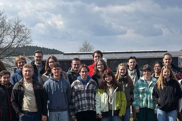 Gruppenfoto mit den Studierenden