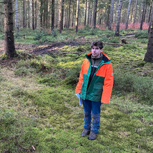 evierleiter Alexander Clauß und Student Crescens Innerhofer im Überführungsbestand, der im Praktikumsprojekt erfasst wird.