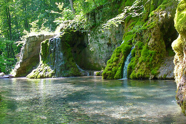 Blick auf den Gütersteiner Wasserfall bei Bad Urach