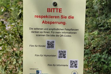Hinweisschild: Bitte respektieren Sie die Absperrung