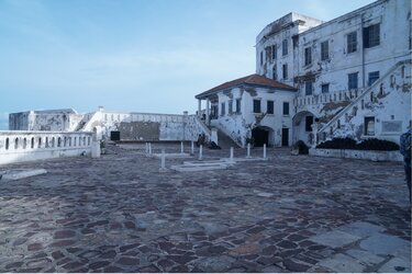 Blick auf eine Gebäude des Cape Coast Castle