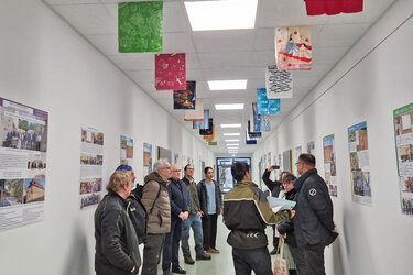 Kleinen Feierstunde an der HFR vor der Ausstellung mit den japanisch-deutschen Postern