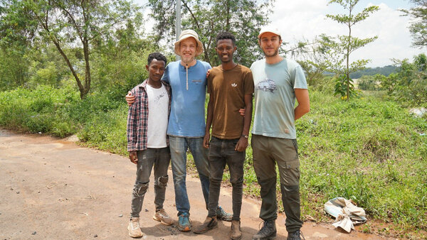 Gruppenfoto: Mit unseren äthiopischen Freunden beim Arbeiten