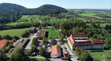 Luftbildaufnahme vom Campus der Hochschule Rottenburg