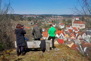 Im Rahmen einer Seminararbeit haben an zwei Tagen im April 25 Studierende der HFR, des Studiengangs „Nachhaltiges Regionalmanagement“, Veringenstadt, Hermentingen und Veringendorf genau unter die Lupe genommen