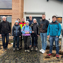 Gruppenfoto: Studierende der Hochschule Rottenburg zu Gast bei Peter und Tobias Wohlleben
