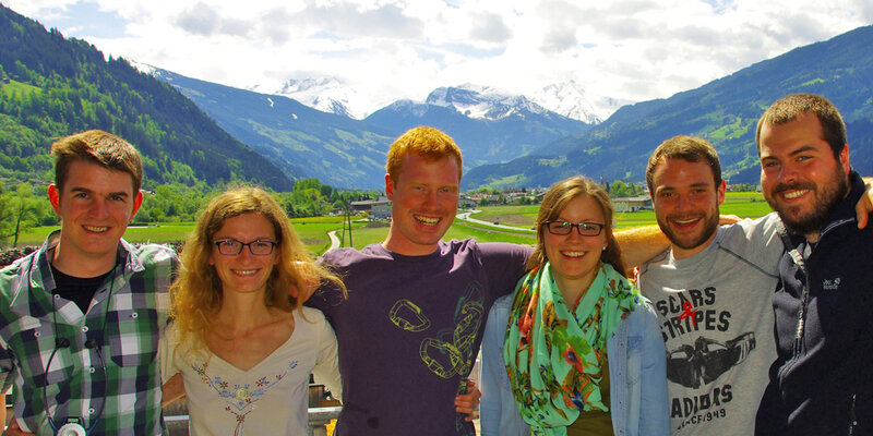 Gruppenfoto mit Studierenden des Studiengangs B.Sc. Holzwirtschaft