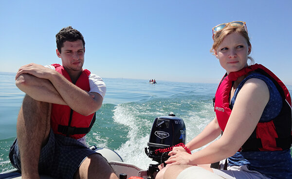Methodenkurs Bodensee Studierende mit Motorboot auf dem Bodensee - Methodenkurs Bodensee