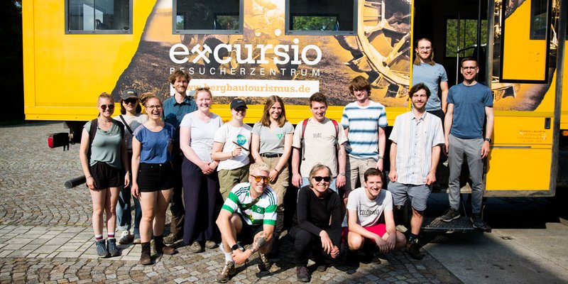 B.Sc. Water Resource Management Gruppenfoto mit Studierenden und Professoren